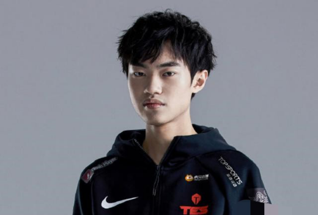 Team Heretics 将在2025年电子竞技世界杯决赛中对阵 Fnatic