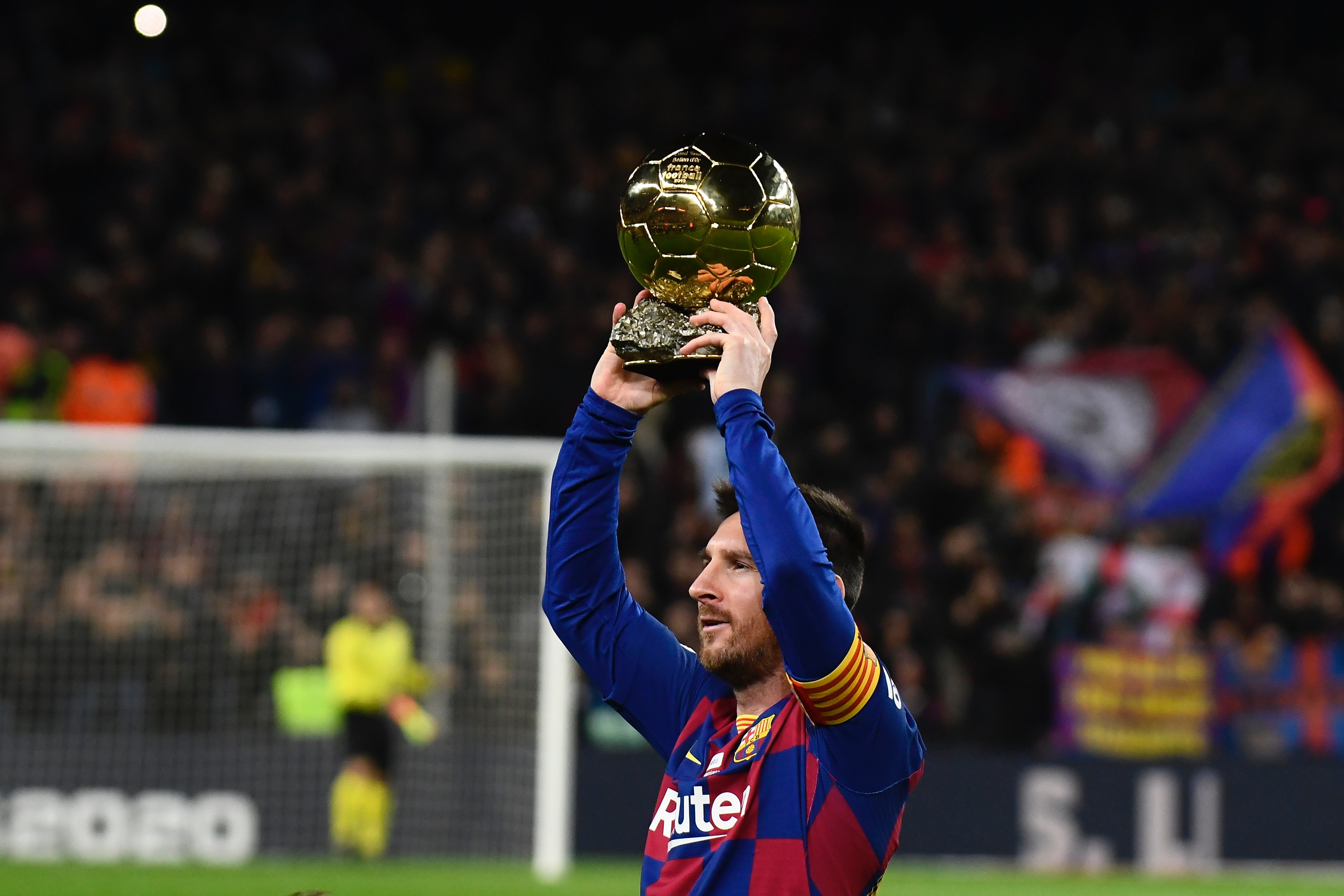 足球门将的心理压力解析（揭示足球门将的心理重压）